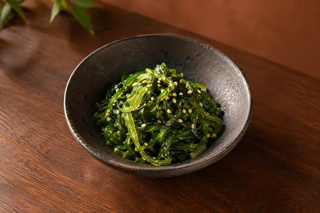 Salada de wakame