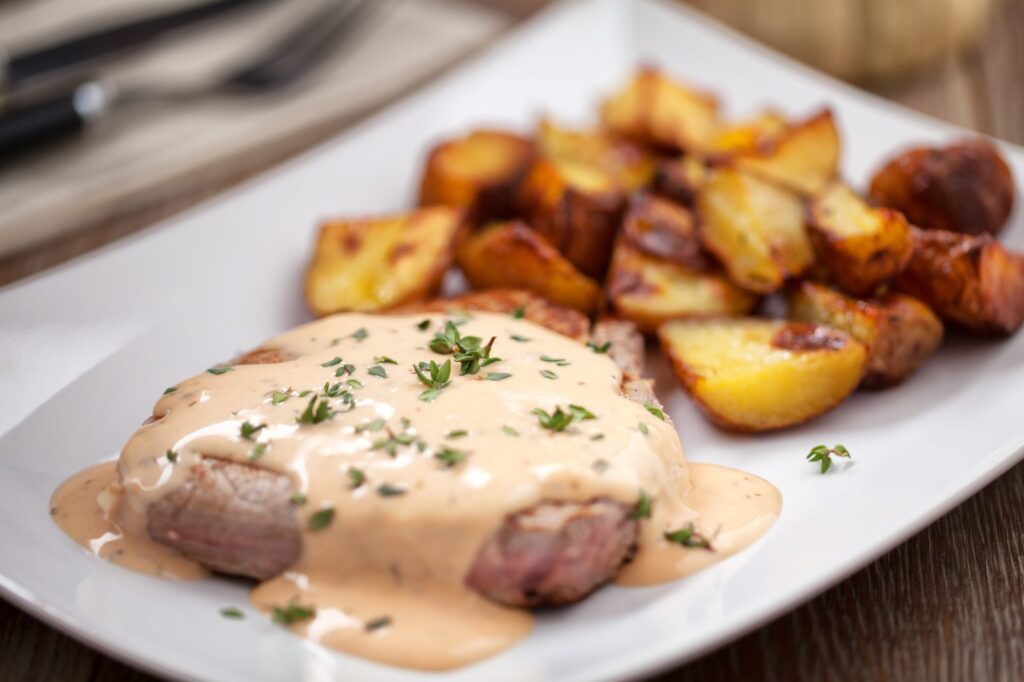 Bife do Lombo com Molho de Pimenta